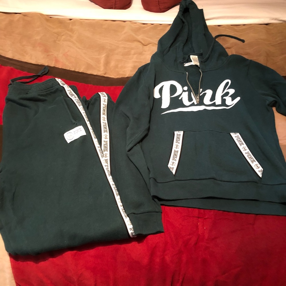 PINK sweatsuit